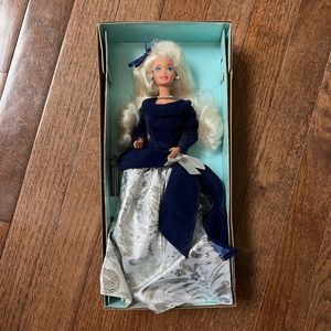 🆕 Winter Velvet Barbie #15571